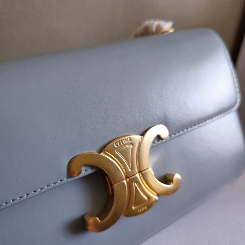 Ce1i*e triomphe bags